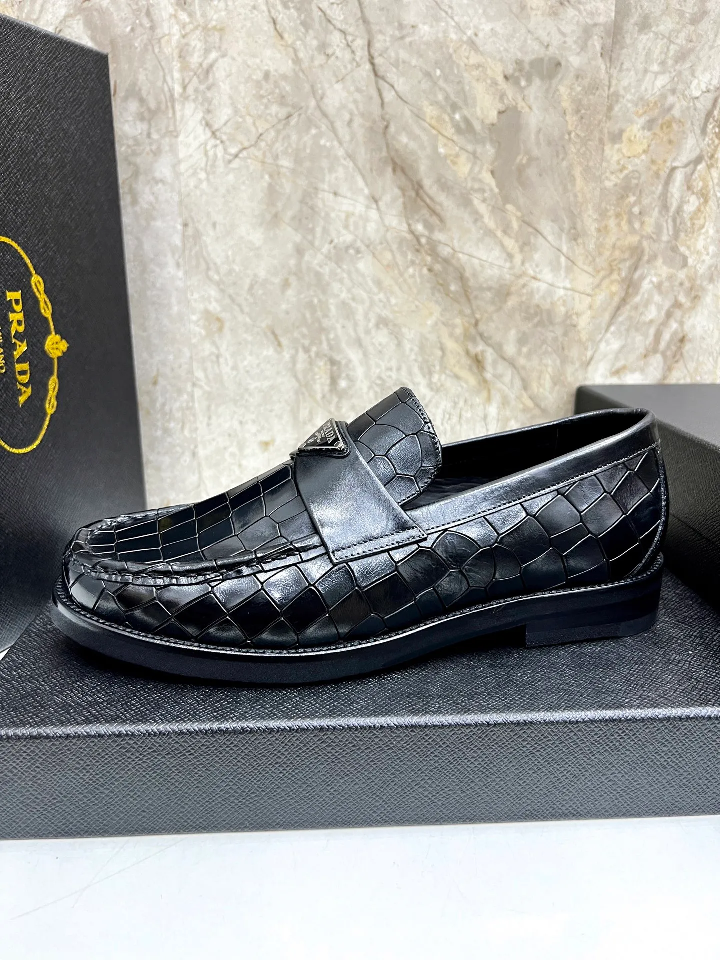 PRADA~ Size: 38-44 (customized 45/46 P: 💰880 P's original official website new high-end men's leather shoes, top-quality original replicas, made of imported open edge beads/calf leather, calf leather breathable lining, original leather outsole!